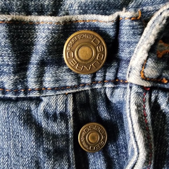 DSQUARED2 - AUTHENTIC BUTTON-FLY D2 STRAIGHT LEG JEANS - Picture 3 of 10